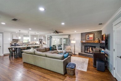 6185 Saratoga Cir, Dallas, TX 75214 - photo 5