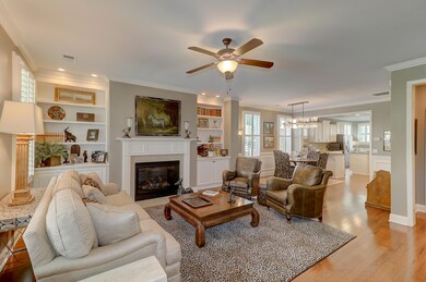 2584 Kings Gate (43)