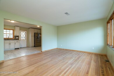 3-web-or-mls-8CrossSt-5