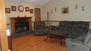 402 N 37th St, Nixa, MO 65714 - photo 4