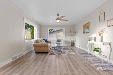 312 S Elder St, Nampa, ID 83686 - photo 7