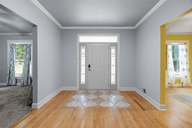 508 W 5th St, Vinton, IA 52349 - photo 4