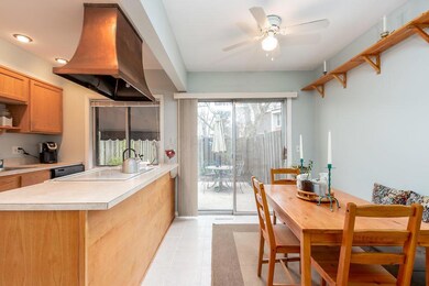 Kitchen/Eating Space