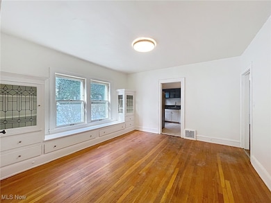 2683 Hampshire Rd unit 1, Cleveland, OH 44106 - photo 7