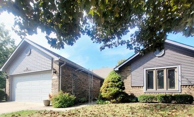 926 Brookside Ln, Plainfield, IN 46168 - photo 2