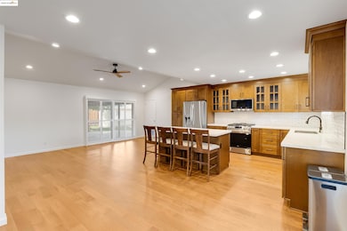 4656 Benbow Ct, Concord, CA 94521 - photo 5