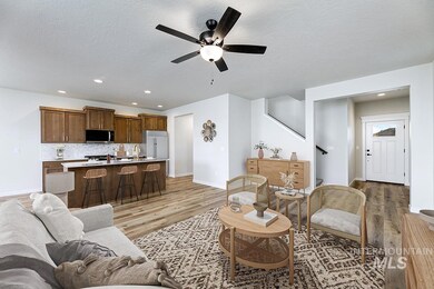 254 W Broyhill St, Meridian, ID 83642 - photo 4