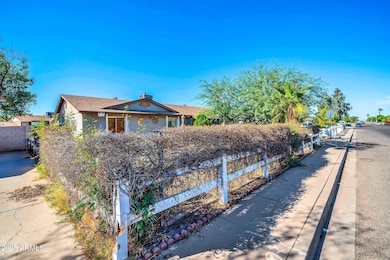 7629 W Osborn Rd, Phoenix, AZ 85033 - photo 2