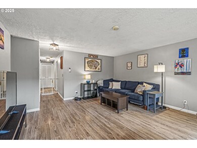 2634 34th Ave, Longview, WA 98632 - photo 4