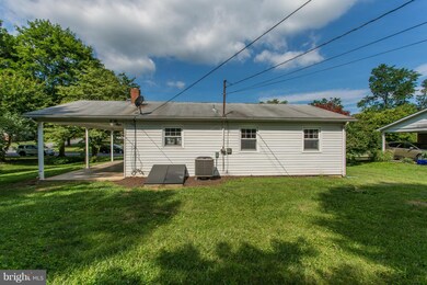 24 William St, Walkersville, MD 21793 - photo 5