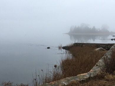 2 Gladys St, South Dartmouth, MA 02748 - photo 5