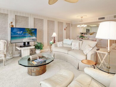 15-web-or-mls-100 N Collier BLVD#207-19