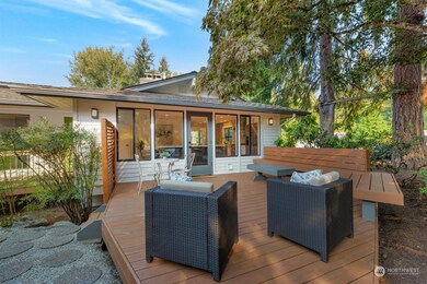 7450 86th Ave SE, Mercer Island, WA 98040 - photo 4