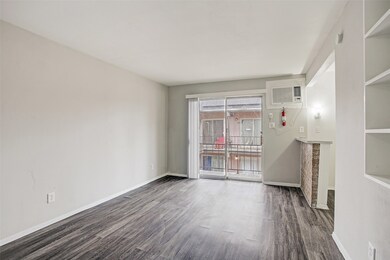 2322 Dunlavy St, Houston, TX 77006 - photo 4