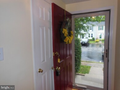 2504 Log Mill Ct, Crofton, MD 21114 - photo 3