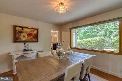 6442 Lily Dhu Ln, Falls Church, VA 22044 - photo 6