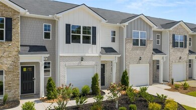 123 Kenmore Cir, Perry, GA 31069 - photo 2