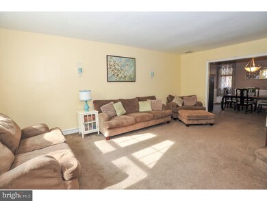 3425 Oakmont St, Philadelphia, PA 19136 - photo 4