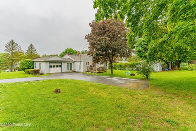 6 Easy St, Troy, NY 12180 - photo 5