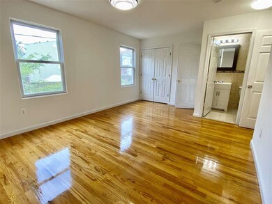 216 Kearney Ave, Jersey City, NJ 07305 - photo 4
