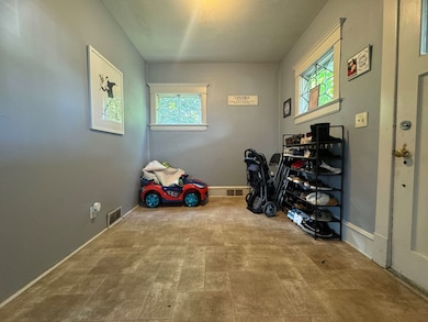 1309 S Main St, Bloomington, IL 61701 - photo 3