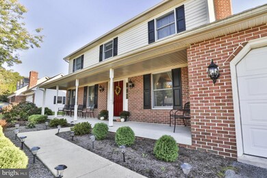 252 Orchard View Dr, Leola, PA 17540 - photo 3