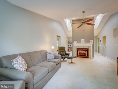 223 Birdie Rd, Locust Grove, VA 22508 - photo 5