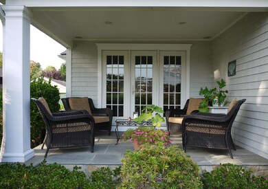 12 Randolph Place, Cos Cob, CT 06807 - photo 2