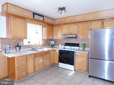 954 Charles St, Vineland, NJ 08360 - photo 4