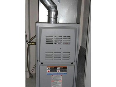 7550 Taxco Dr, El Paso, TX 79915 - photo 6