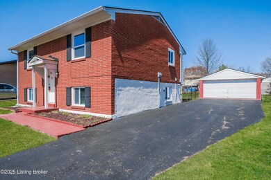 4513 Cod Dr, Louisville, KY 40272 - photo 5