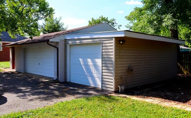 4210 Walford St, Columbus, OH 43224 - photo 2