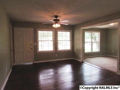 4827 Kyle Ln NW unit 1, Huntsville, AL 35810 - photo 6