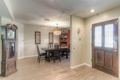 Living Room (8)-SMALL