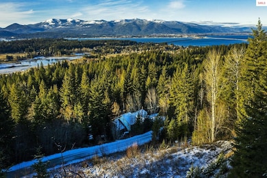 Take advantage of the views with your custom build plans