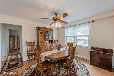 4946 Hazel Ave, Halethorpe, MD 21227 - photo 5