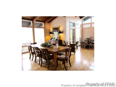 1810 Lakeshore Dr, Fayetteville, NC 28305 - photo 4