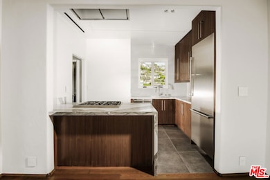 1302 N Sweetzer Ave unit 401, West Hollywood, CA 90046 - photo 5