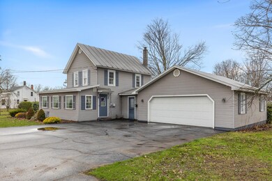 35 Spring St, Swanton, VT 05488 - photo 2
