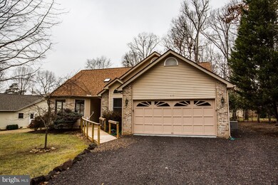 215 Creekside Dr, Locust Grove, VA 22508 - photo 2