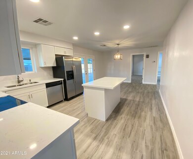 1058 E. 2nd St. Gorgeous kitchen, dining