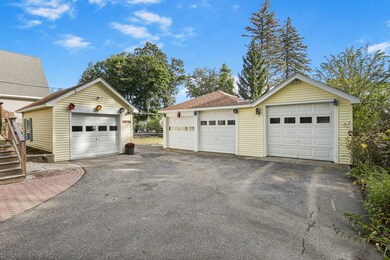 22 Shirley St, Auburn, MA 01501 - photo 5