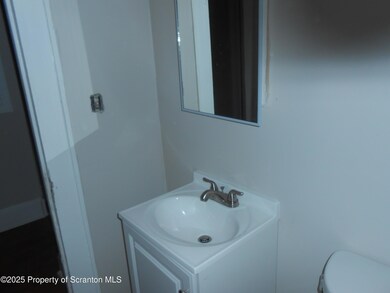 622 N 624 Main unit 4, Scranton, PA 18504 - photo 5