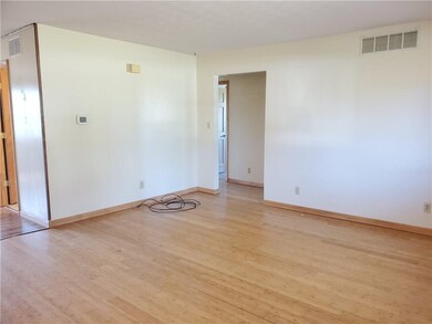 4021 E Us Highway 52, Rushville, IN 46173 - photo 4