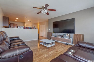 8960 Silverkist Dr, Reno, NV 89506 - photo 3