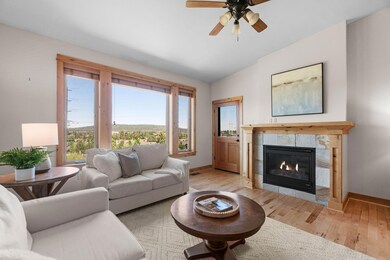 871 SW Blakely Rd, Bend, OR 97702 - photo 4