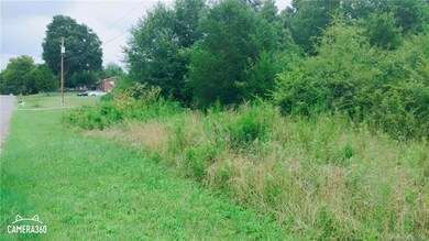 1216 White Ave, Shelby, NC 28150 - photo 3