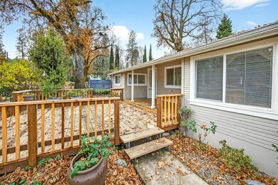 130 Acorn St, Merlin, OR 97532 - photo 4