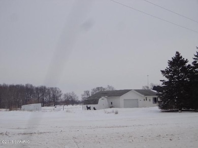 4312 Stedman Rd, Ionia, MI 48846 - photo 6