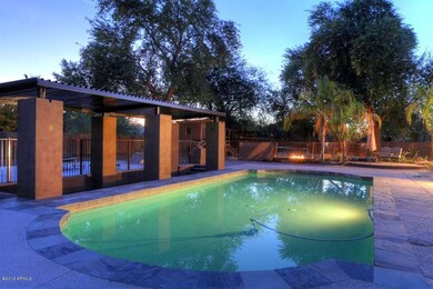 Night-Pool